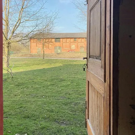 Hébergement de vacances In A Historic Manor House In Mecklenburg Rensow